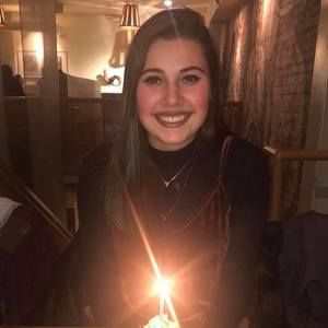 Meet your Posher, Kelly